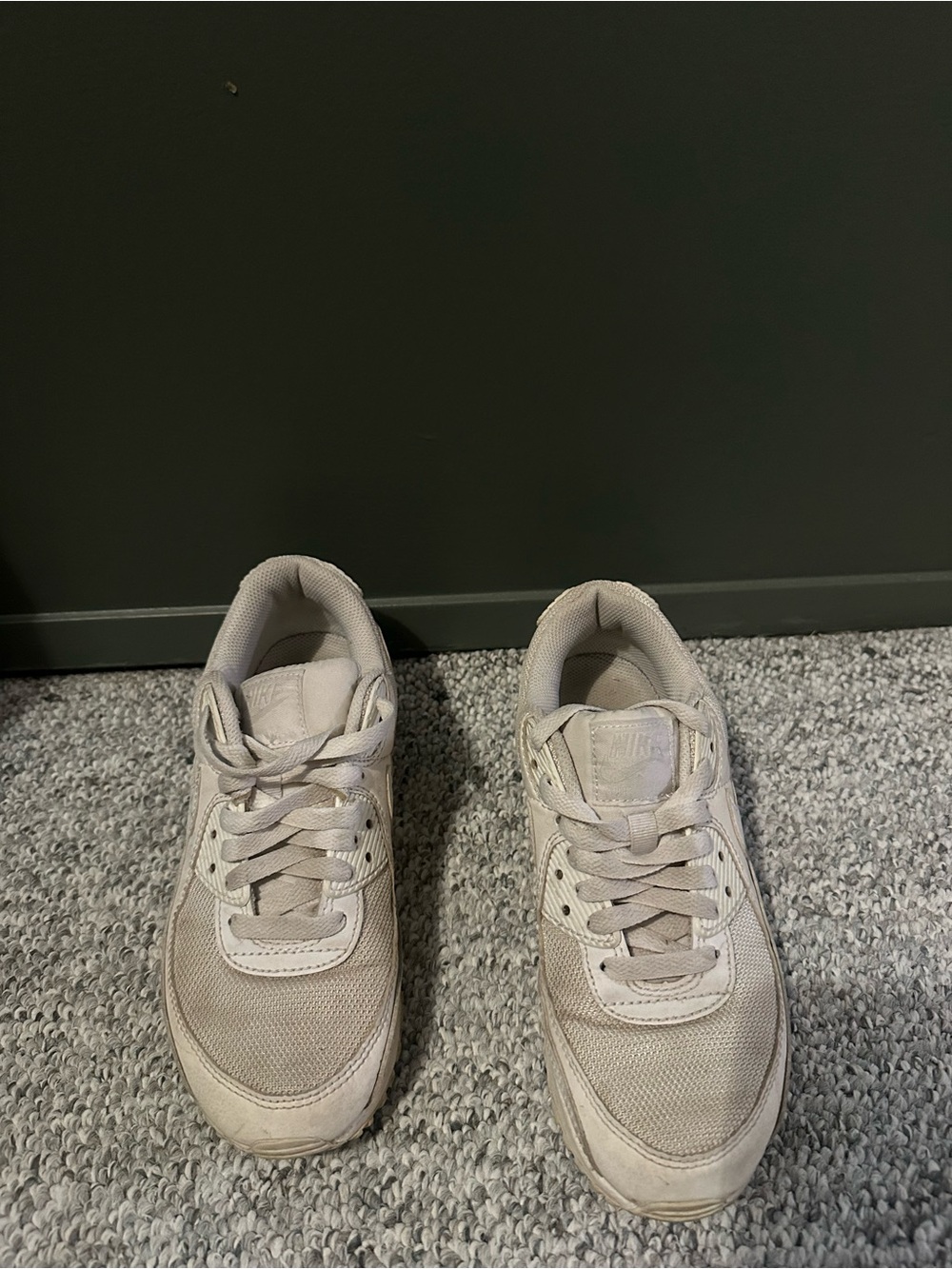 Nike shoes sz 7.5